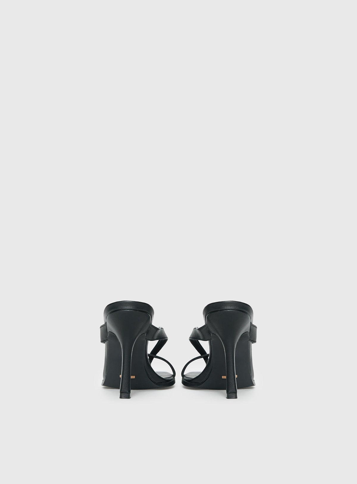 Billini Samba Heels Black